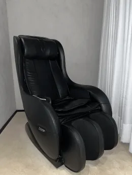 Cadeira de massagem da clínica